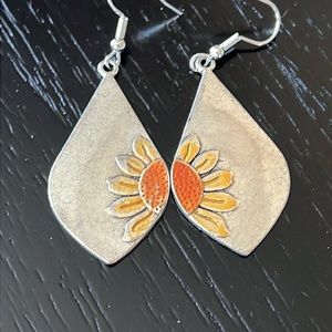 Sunflower earrings-NWT